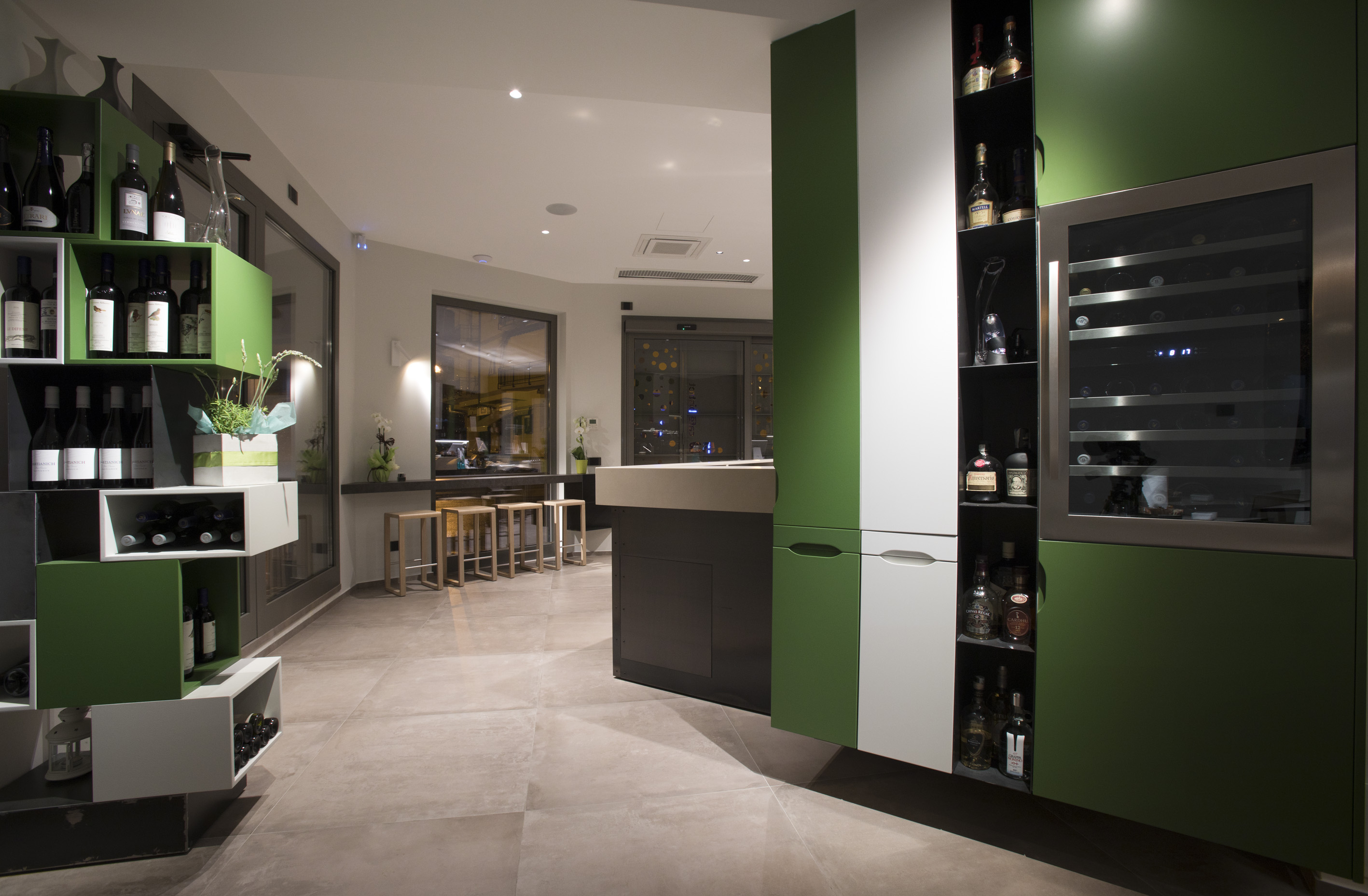 Ristrutturazione Barstagnaro - spazio interno progettato con design contemporaneo